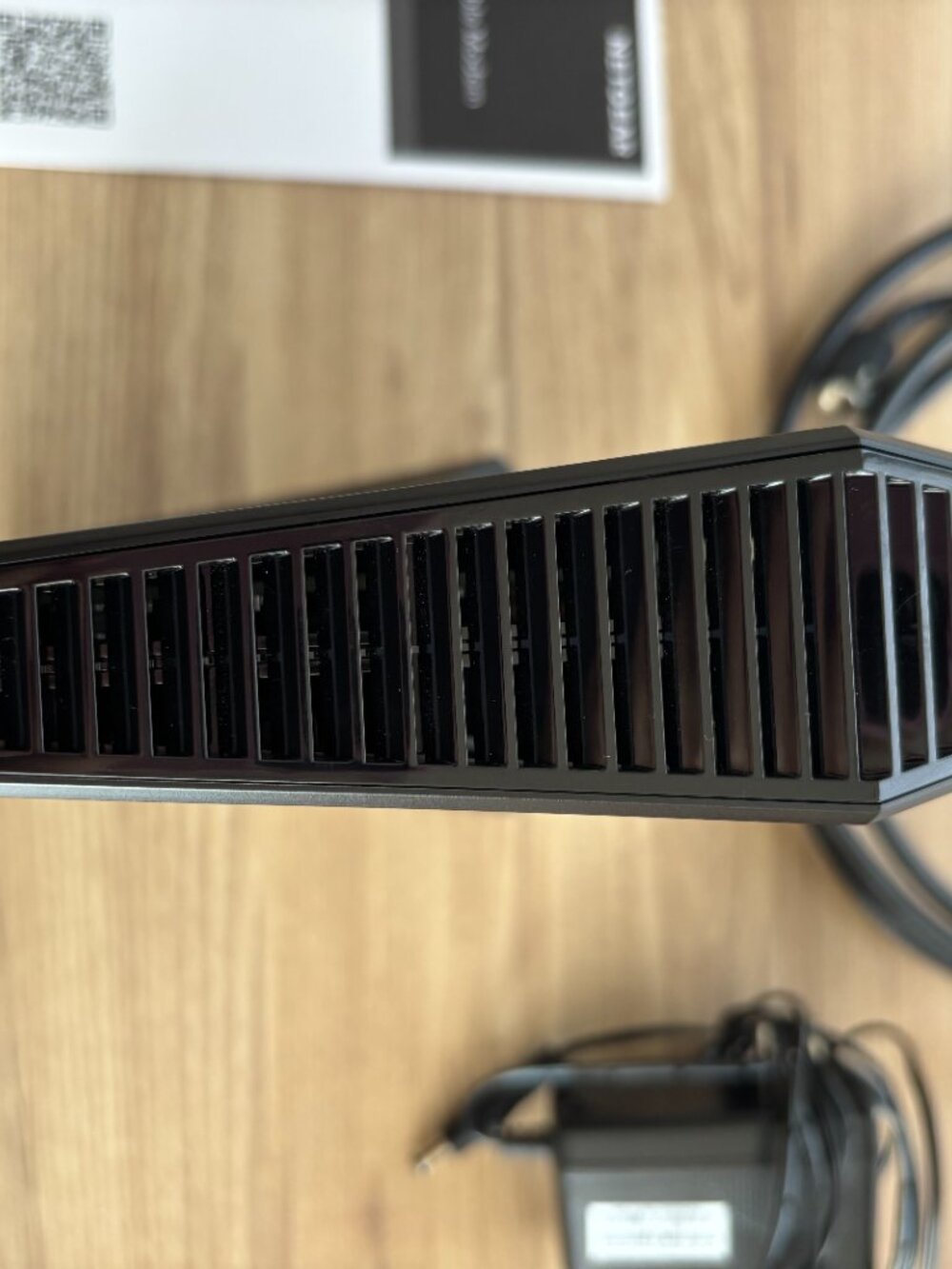 NETGEAR Nighthawk Modem (CM2000) - Picture 7 of 9